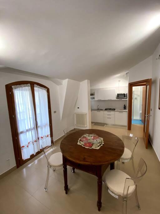 Sunny Home:Palo Del Colle Luaran gambar